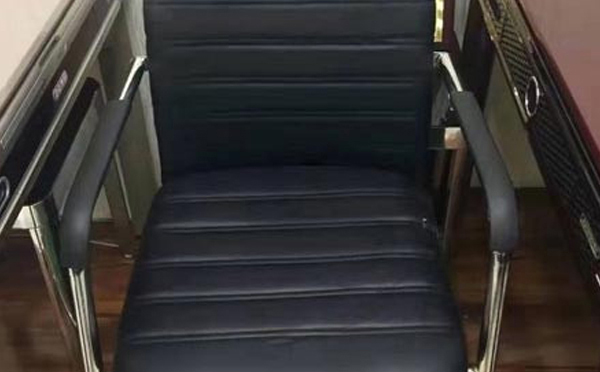 2025年什么牌子西峰麻将椅好?选购与保养避坑指南 2025年什么牌子西峰麻将椅好?选购与保养避坑指南